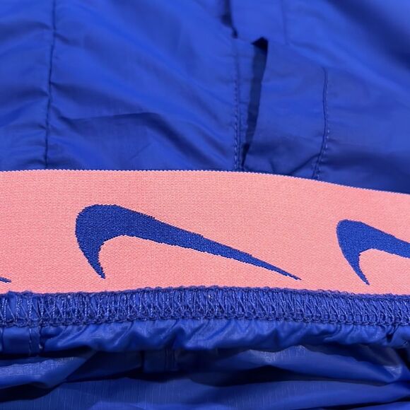 Nike AOP Blue and Pink Windbreaker Jacket - Picture 7 of 9